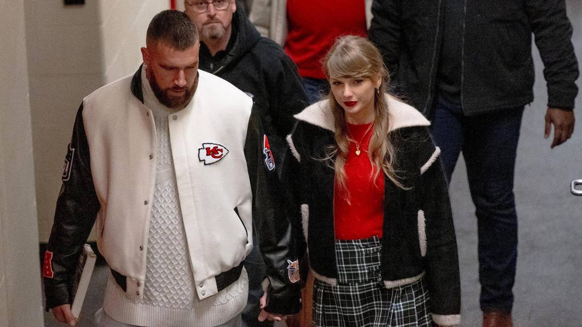 Taylor Swift Cute Surprise: A Chiefs Jacket and "Tay-Tay" Magic
